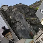 Hotel Logis Castel De Mirambel 3*
