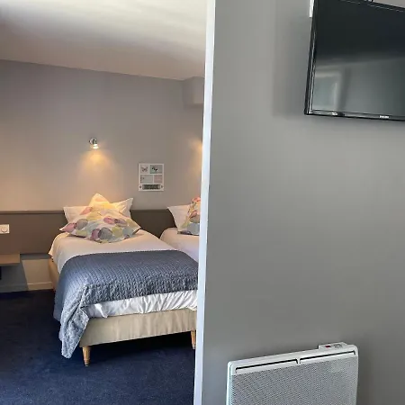 Logis Castel De Mirambel Hotel Lourdes