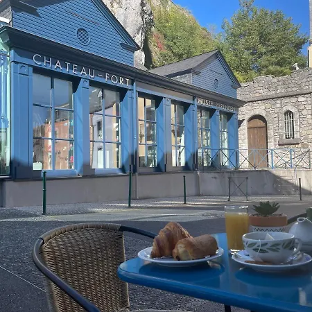 Hotell Logis Castel De Mirambel Lourdes