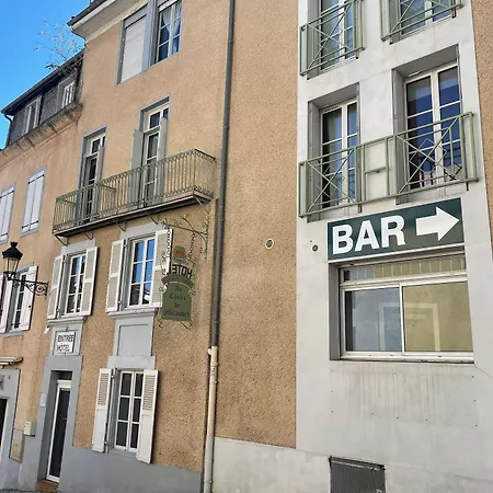 فندق Logis Castel De Mirambel 3*